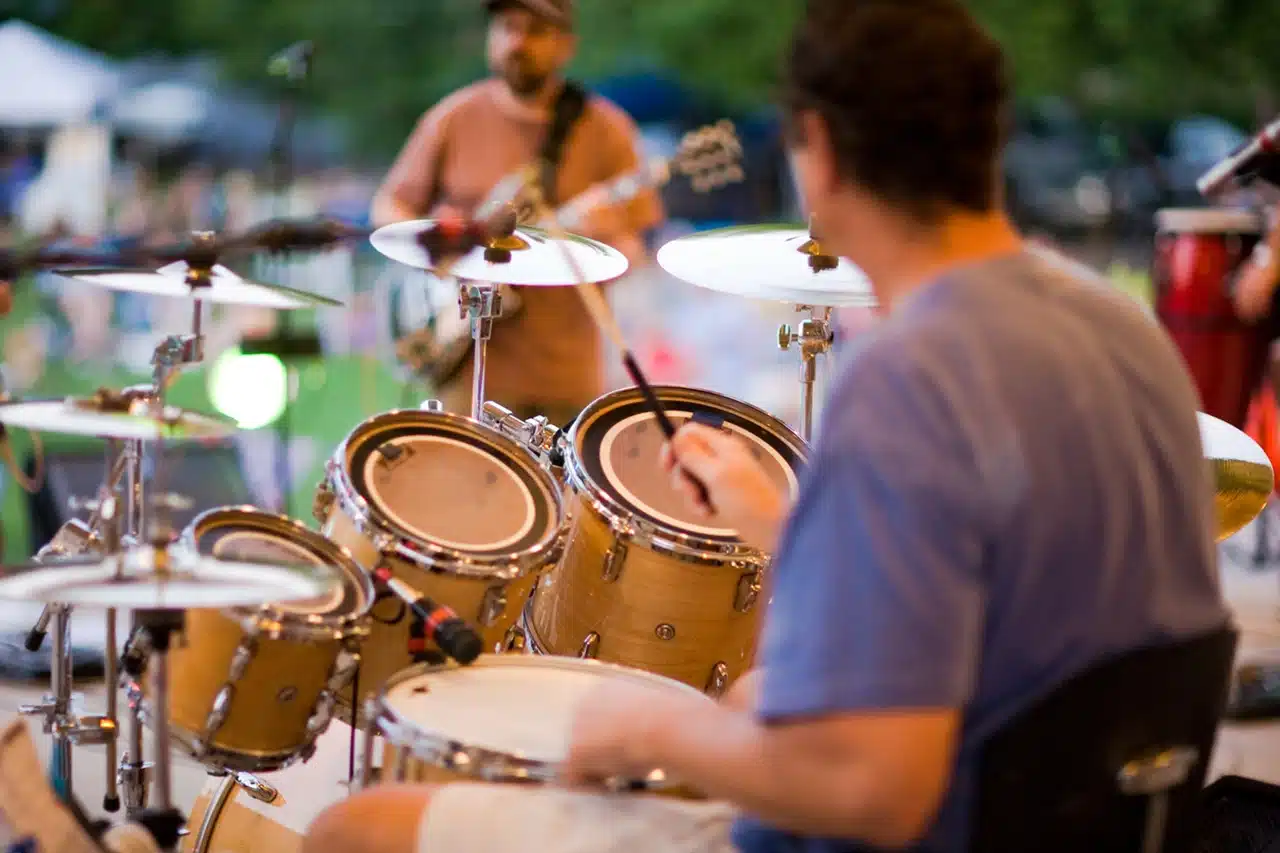 Epoca concert in park with drummer